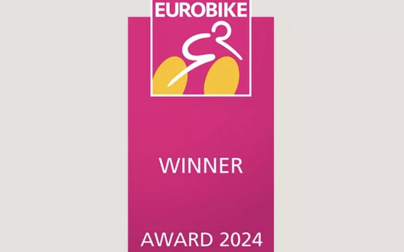 <p>Onze nieuwe CUV heeft de internationaal begeerde Eurobike Award 2024 in Goud gewonnen. Deze prijs erkent uitmuntende en voorbeeldige producten binnen de context van een specifieke fietscategorie.</p>
